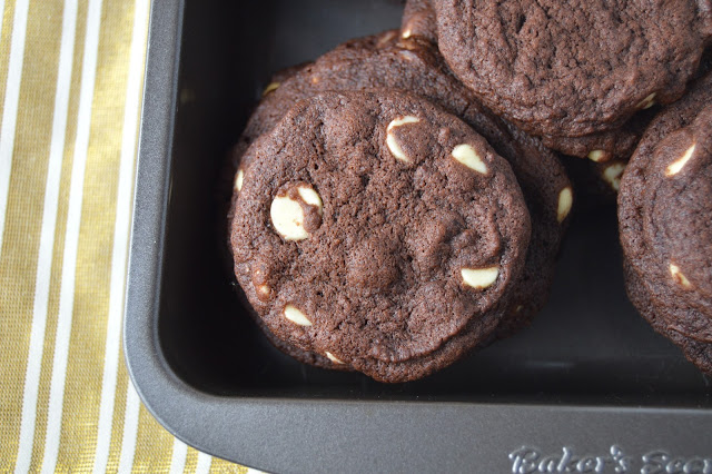 These chocolate pudding white chocolate chip cookies are so quick and easy to make. My new go-to chocolate cookie!