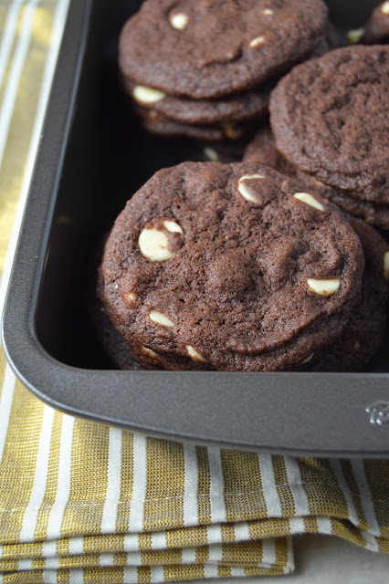 These chocolate pudding white chocolate chip cookies are so quick and easy to make. My new go-to chocolate cookie!