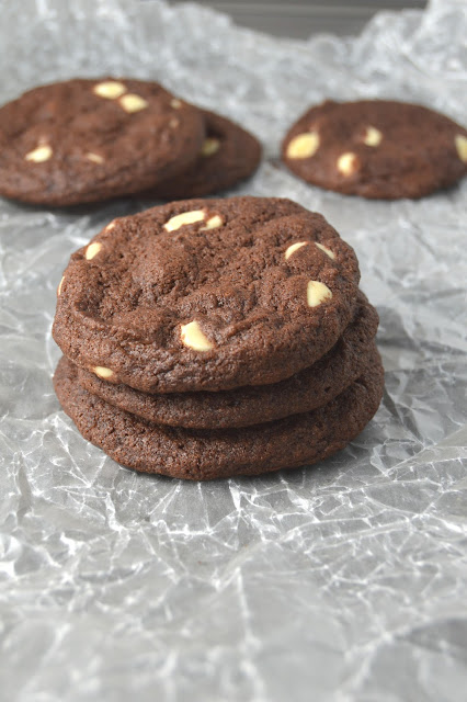 These chocolate pudding white chocolate chip cookies are so quick and easy to make. My new go-to chocolate cookie!