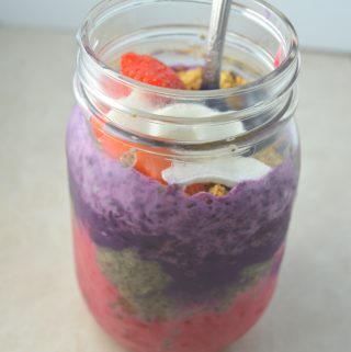 This blueberry, strawberry and chia seed parfait is vegan, gluten free and so easy to make! Super healthy and bursting with fruit, this is a great breakfast.