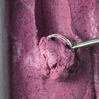 Easy no churn strawberry blueberry ice cream that is so simple to make, it will be your new go-to ice cream recipe. Only 4 ingredients!