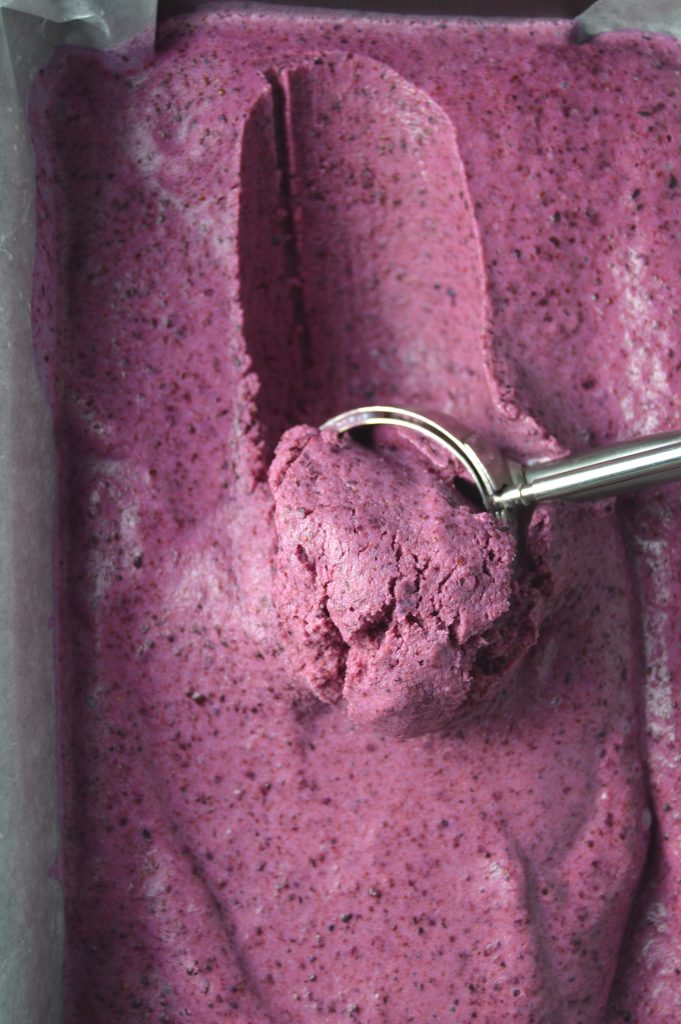 Easy no churn strawberry blueberry ice cream that is so simple to make, it will be your new go-to ice cream recipe. Only 4 ingredients!