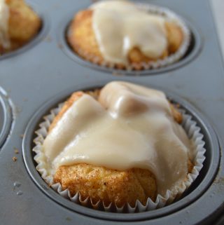 Do you love the cinnamon melts from McDonalds? Now you can make it at home in 30 minutes!