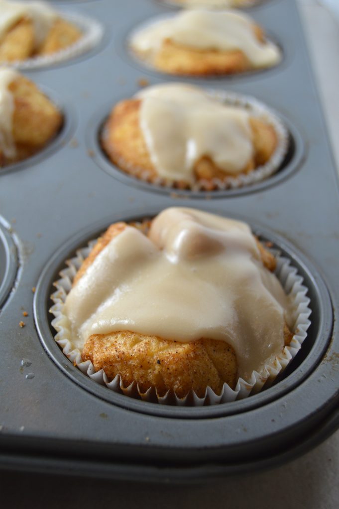 Do you love the cinnamon melts from McDonalds? Now you can make it at home in 30 minutes!