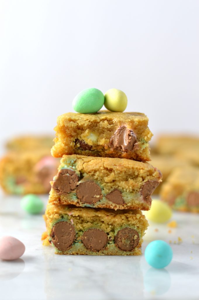 Super easy Mini Egg blondies make the best last minute treat for Easter.