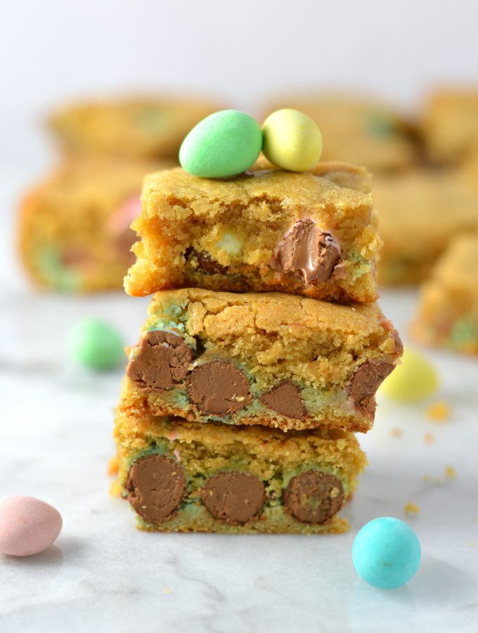 Super easy Mini Egg blondies make the best last minute treat for Easter.