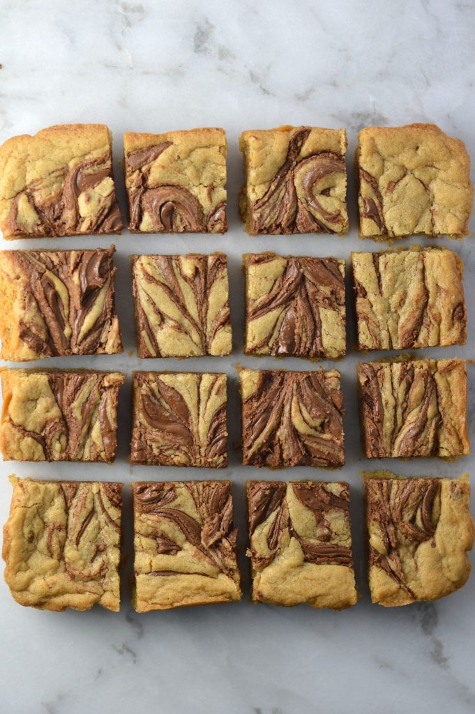 These are the best blondies I have ever made so far! I love me a good chewy blondies recipe. Beautifully swirled with Nutella.