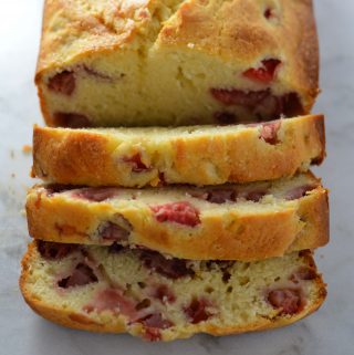 Moist strawberry bread that is so easy to make. Perfect spring recipe.