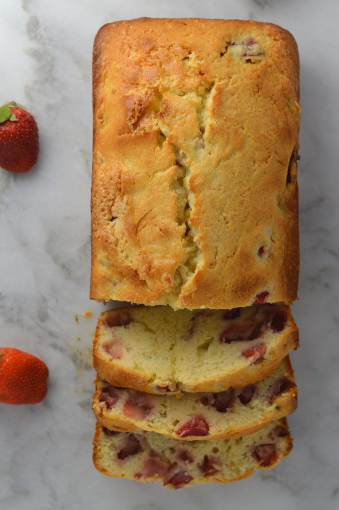 Moist strawberry bread that is so easy to make. Perfect spring recipe.