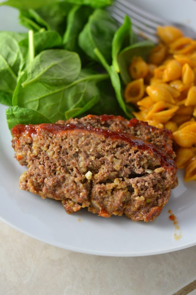 Brown sugar meatloaf recipe made with ketchup and Worcestershire sauce. Makes an easy weekday dinner idea. 