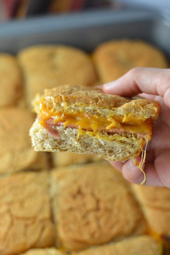  Ham and Cheese Freezer Sandwiches that you can make ahead, and heat up in the morning for a quick and easy school lunch.