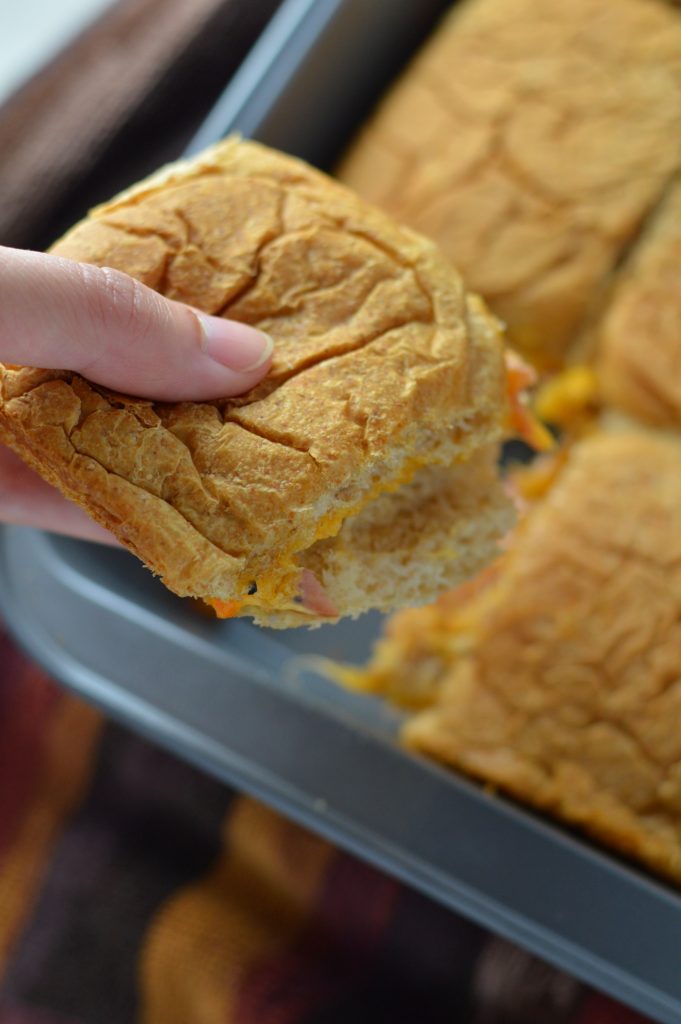  Ham and Cheese Freezer Sandwiches that you can make ahead, and heat up in the morning for a quick and easy school lunch.