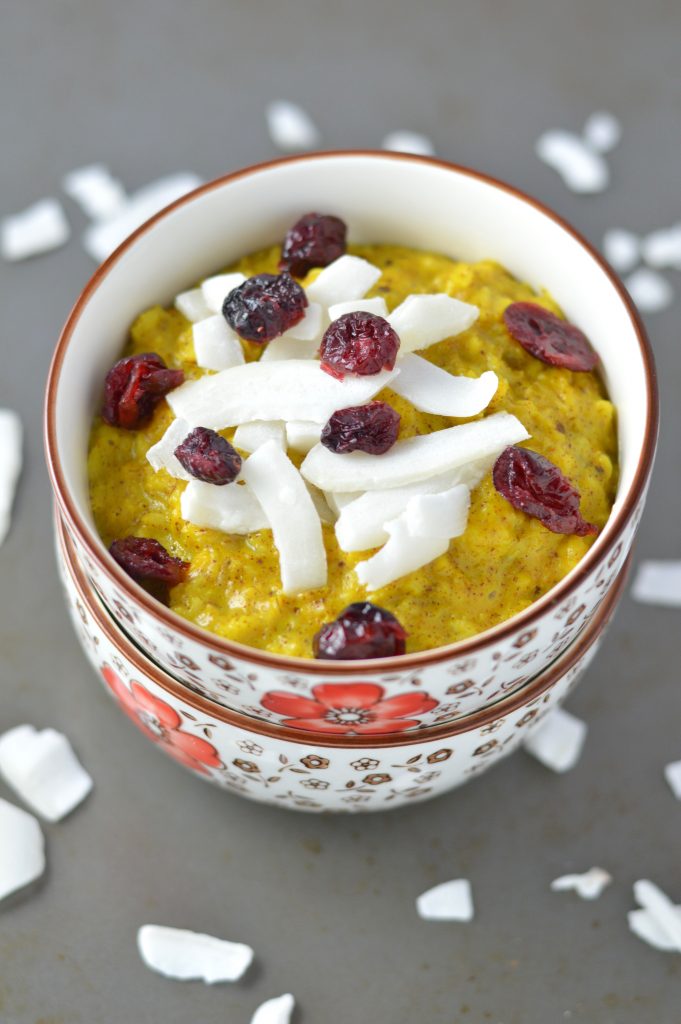       Turmeric oatmeal sweetened with honey and topped with dried cranberries and coconut. Vegan, gluten free and ready in under 10 minutes.