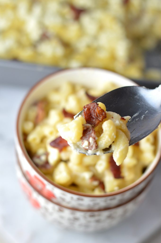 This Bacon and Feta Mac and Cheese is macaroni and cheese for grown ups. This recipe makes a lot, so you can have leftovers for dinner all week.