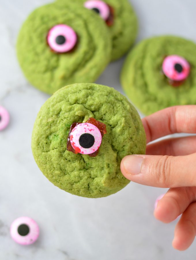 Monster Eyeball Cookies