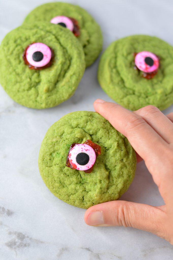 These Monster Eyeball Cookies are perfect for Halloween. So easy and fun to make and eat, they make a great snack or dessert recipe.