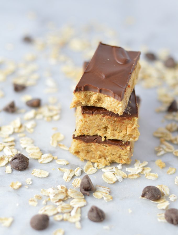 Oat and Chocolate Protein Bars