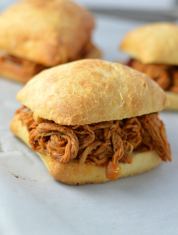 Easy Slow Cooker Pulled Pork recipe is perfect for a weekday dinner. Made with pork tenderloin and kidney beans.