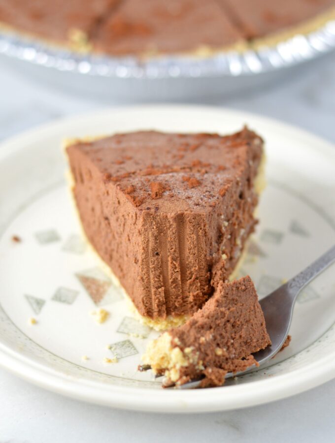 No Bake Chocolate Truffle Pie