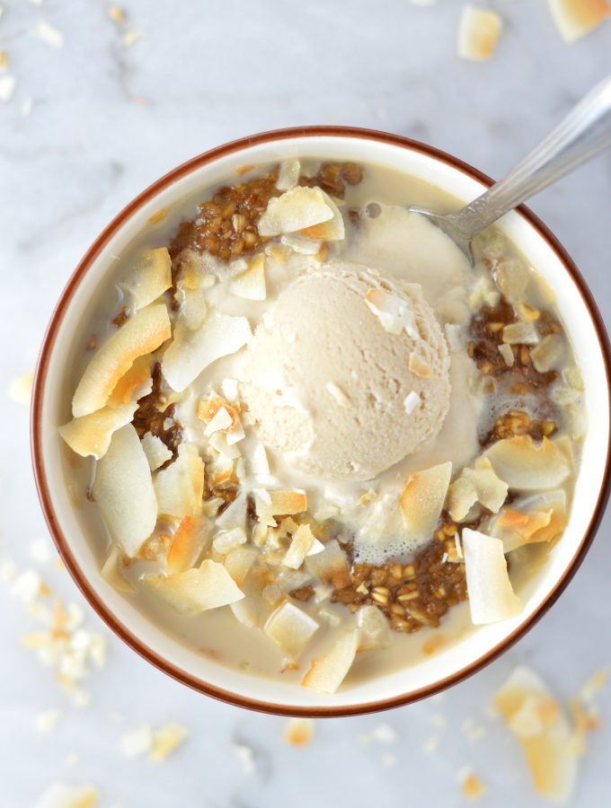 Easy Coffee Oatmeal with Coffee Ice Cream makes the perfect decadent breakfast recipe. Made with milk and coffee instead of water, this bowl of oats keeps you full until lunch.