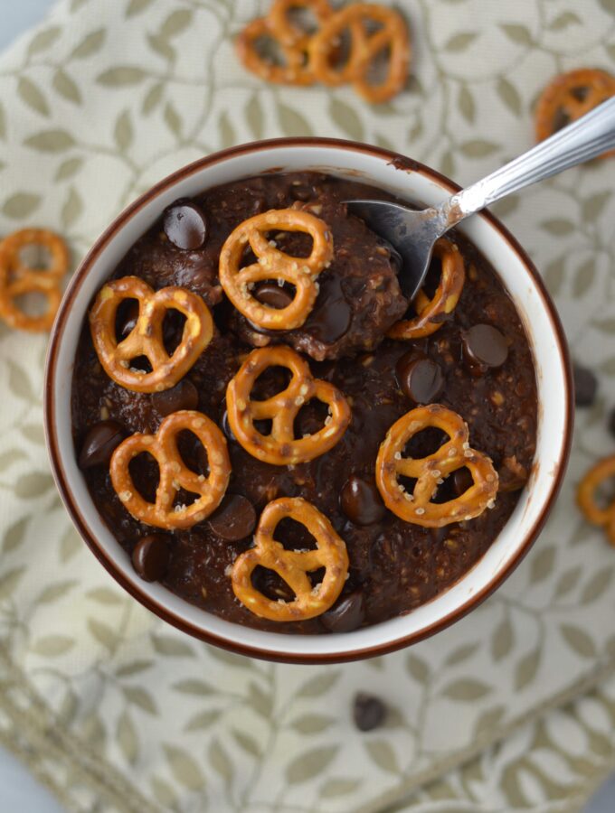 Pretzel Topped Brownie Oatmeal recipe is a quick and easy breakfast idea to keep you full until lunch. So rich and decadent, it feels like dessert without the guilt.