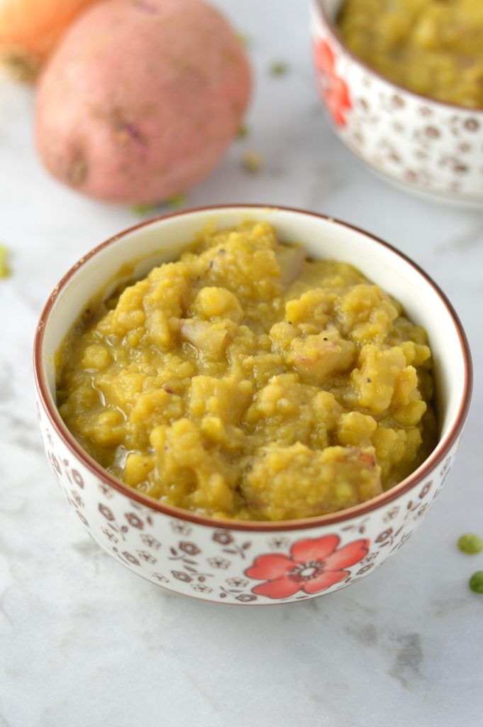 Simple Vegan Split Pea Soup that is gluten free and super easy to make. Thick and creamy, this is the ultimate comfort food.