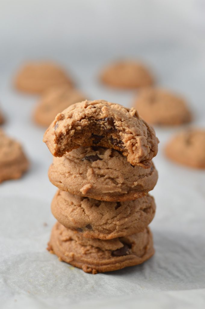 Easy Chocolate Chip Nutella Drop Cookies for when you want a quick dessert recipe to make with 6 ingredients. These cookies are eggless, and will almost melt in your mouth.