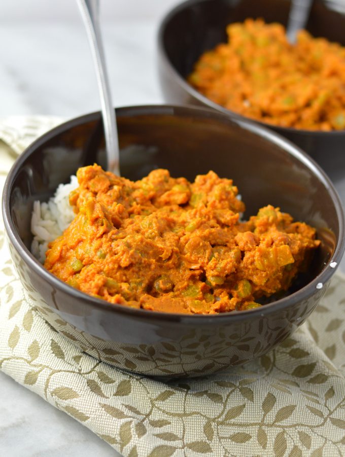 Vegetarian Split Pea Curry recipe. Super easy to make, this makes a great weeknight dinner idea.