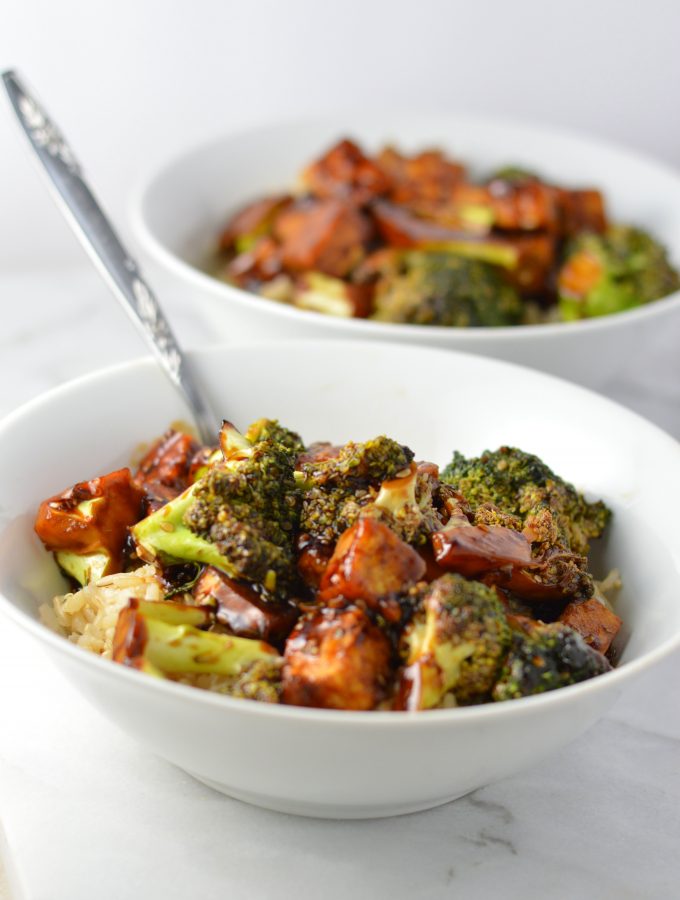 Pan fried Tofu and Broccoli Stir Fry recipe that is so easy to make. This super simple dish makes the perfect weeknight dinner idea.