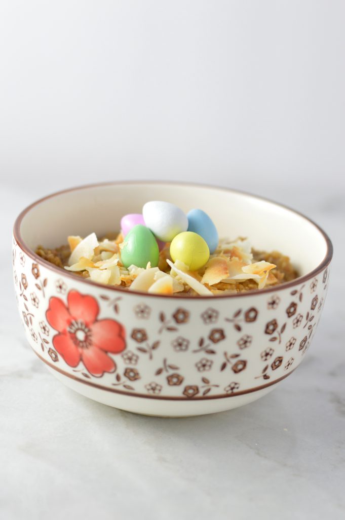 This Mini Egg Coffee Oatmeal is the perfect breakfast for Easter morning. Ready in under 10 minutes, this makes a quick and easy filling morning treat.