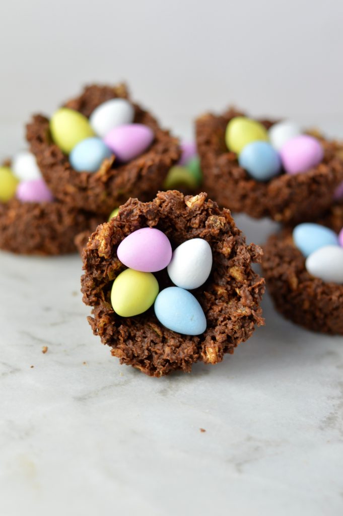 Easy Weetabix Chocolate Nests recipe is the perfect no bake snack to make for Easter. This dessert is made with only 4 ingredients.