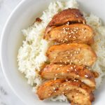 Easy Baked Mongolian Chicken recipe. Perfect weeknight meal, or lunch prep idea. Ready in under 30 minutes, it is healthier than take out!