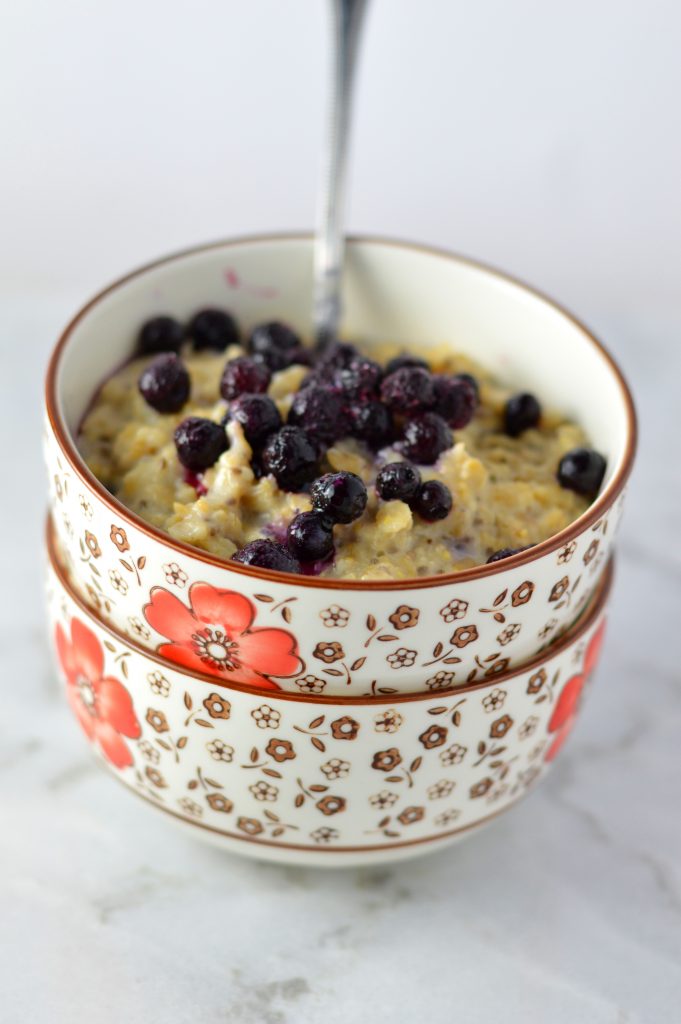 My favourite Blueberry Apple Holy Crap Oatmeal + Giveaway. The perfect breakfast recipe to keep you full until lunch. Lightly sweetened, gluten free and vegan.