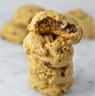 Date Chocolate Chip Cookies recipe. Partly sweetened with dates, these cookies make a quick and healthy snack idea. Plus, it is lunchbox friendly too!