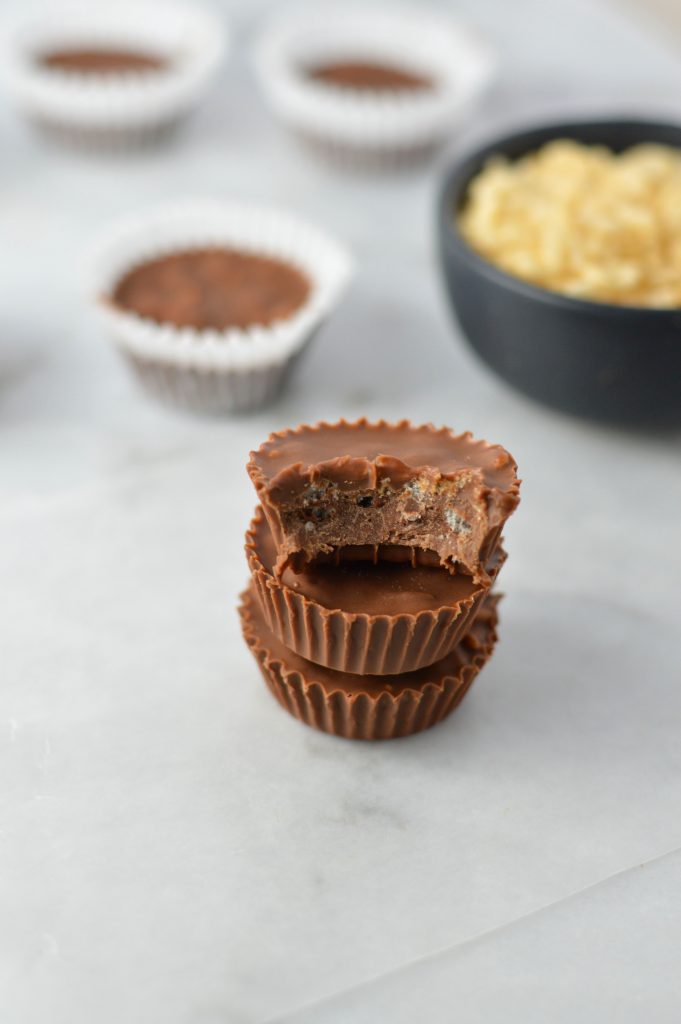 One bowl, 3 Ingredient Mini Crispy Nutella Cups recipe. These little fudge cups are quick and easy to make, with the perfect crunch from rice cereal, such as Rice Krispies.