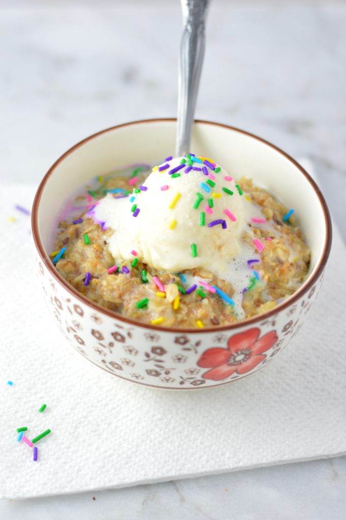 Easy Birthday Cake Oatmeal recipe for a quick and healthy way to celebrate your big day in the morning. Add ice cream if you want to make it extra special!