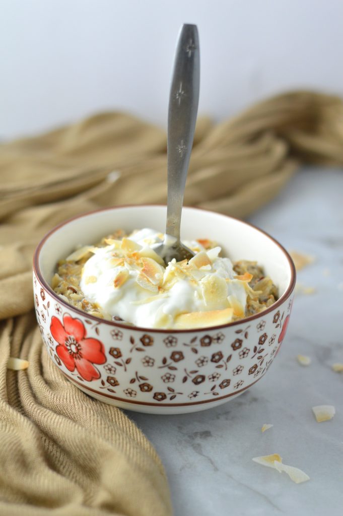 Coconut Cream Pie Oatmeal recipe using canned coconut milk. This breakfast is guaranteed to keep you full until lunch, and it is so quick and easy to make.