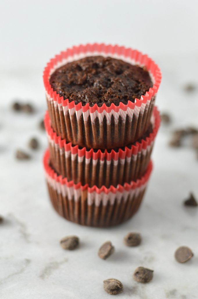 Easy Root Beer Muffins loaded with chocolate chips. This dessert recipe is sure to please everyone, and makes a great nut free snack idea.