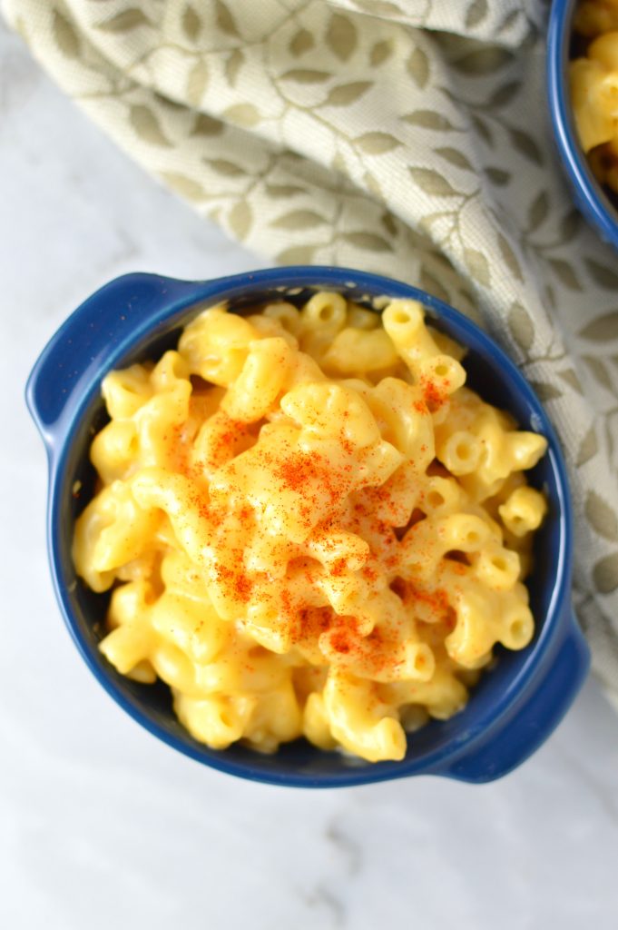 Super easy and creamy Stovetop Macaroni and Cheese. A no fail mac and cheese recipe that is ready in no time, it makes the perfect weeknight dinner idea.