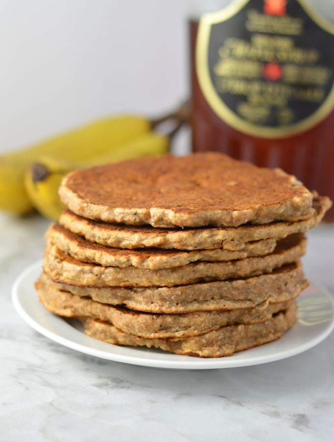 Healthy Whole Wheat Banana Applesauce Pancakes made with chia seeds. This recipe is a very filling breakfast idea, and a great way to use up 2 ripe bananas.