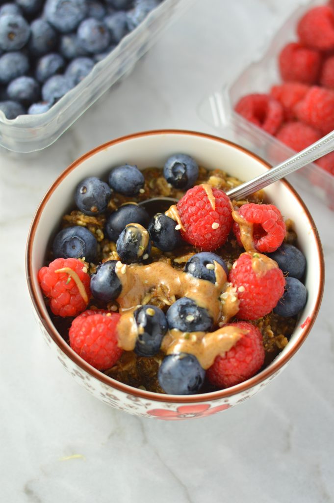 Easy Berry Peanut Butter Coffee Oats recipe. Topped with hemp hearts, this is one of my favourite oatmeals to make for breakfast or brunch.