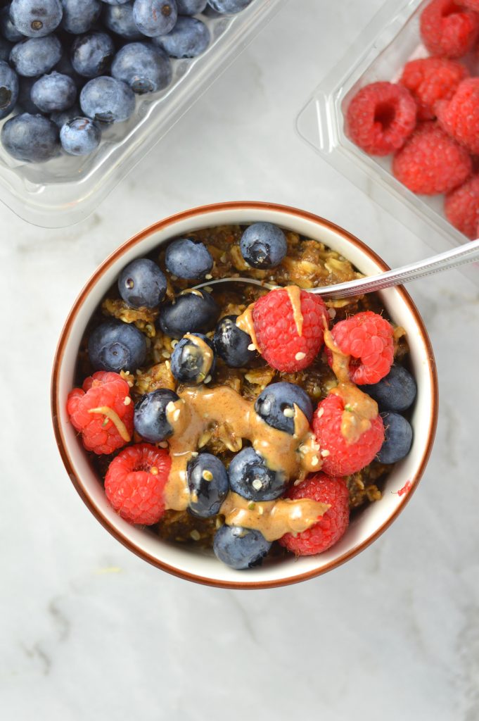 Easy Berry Peanut Butter Coffee Oats recipe. Topped with hemp hearts, this is one of my favourite oatmeals to make for breakfast or brunch.