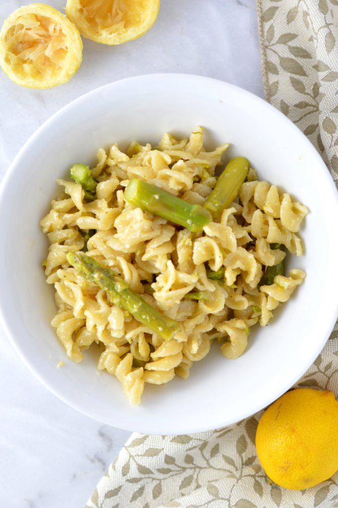 Quick and easy Lemon Asparagus Pasta recipe makes a healthy summer dinner idea. Ready in under 15 minutes, with ingredients you already have at home.