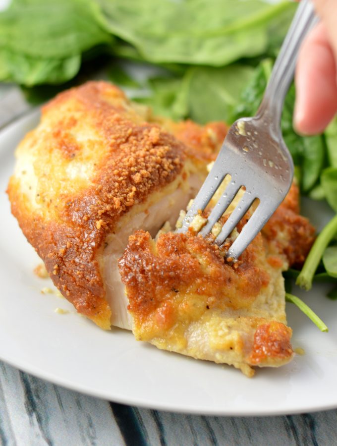 Easy, Baked Parmesan Chicken recipe made with mayonaise. Made with only 6 ingredients, this makes a nice and simple dinner idea.