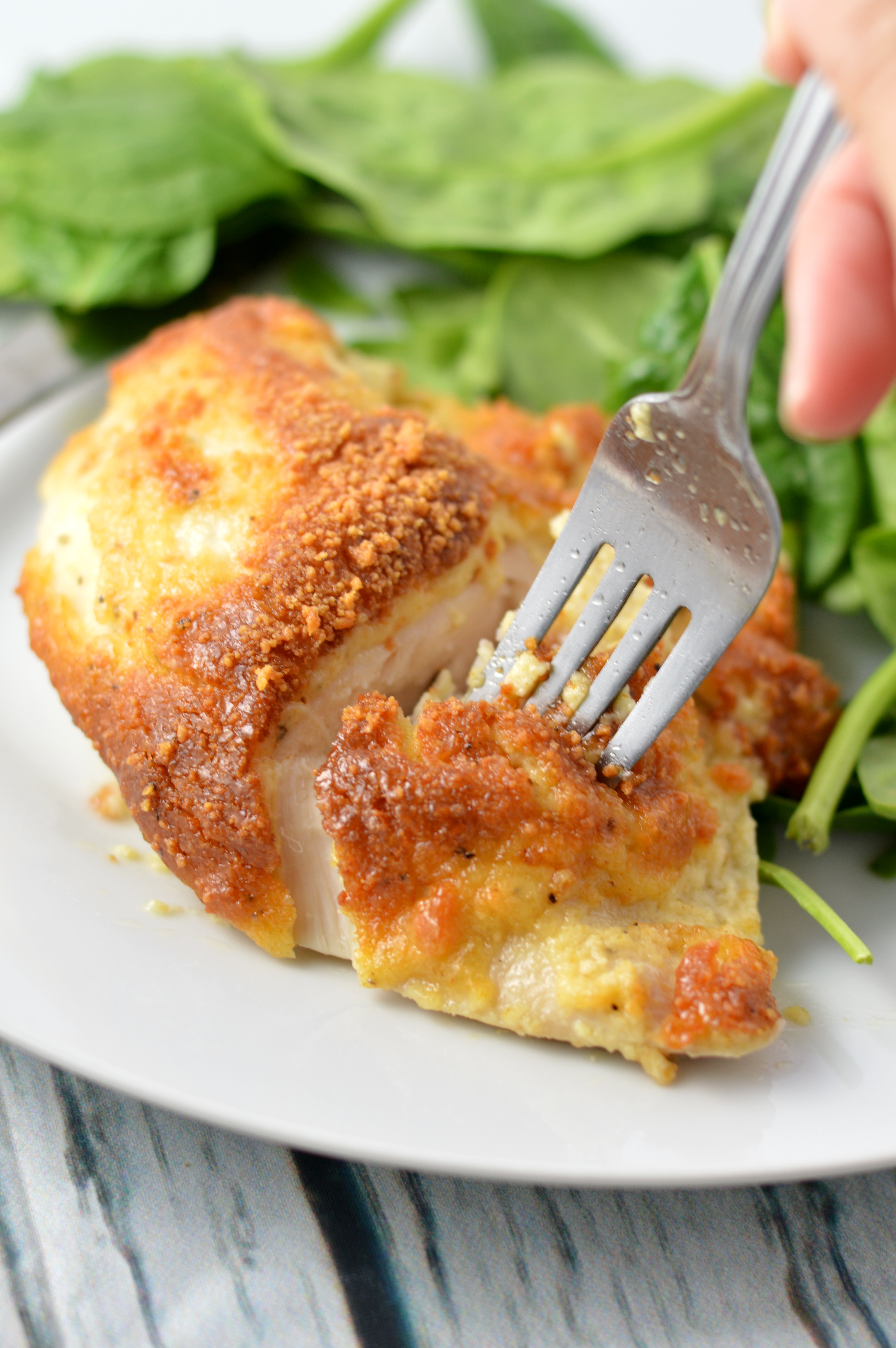 Easy, Baked Parmesan Chicken recipe made with mayonaise. Made with only 6 ingredients, this makes a nice and simple dinner idea.