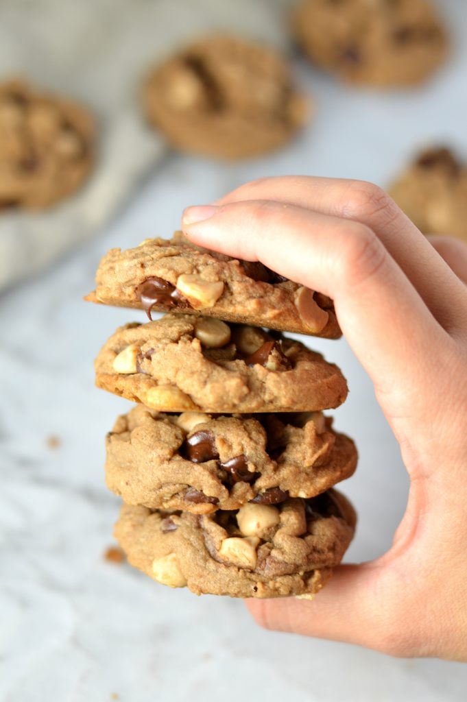 Salted Caramel Nutella Chocolate Chip Cookies recipe. Soft on the inside and super easy to make, these cookies are a great dessert idea.