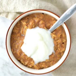 Healthy Gingerbread Oatmeal Recipe. Can be made vegan and filled with all of the fall spices. Perfect breakfast for the holidays.