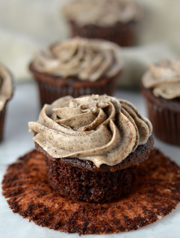 Easy Chocolate Cupcakes with Cookies and Cream Frosting recipe. Super moist cupcakes topped with Oreo Frosting is the perfect dessert for any occasion.