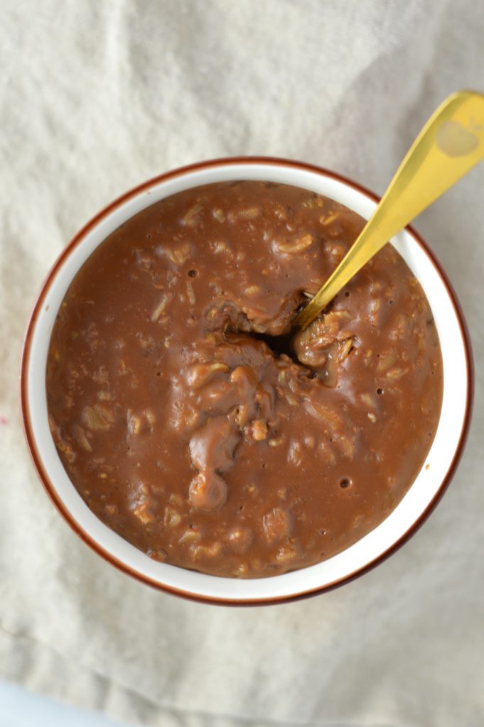 Easy Nutella Latte Oatmeal recipe. Can be vegan and healthy, or decadent with whipped cream on top.