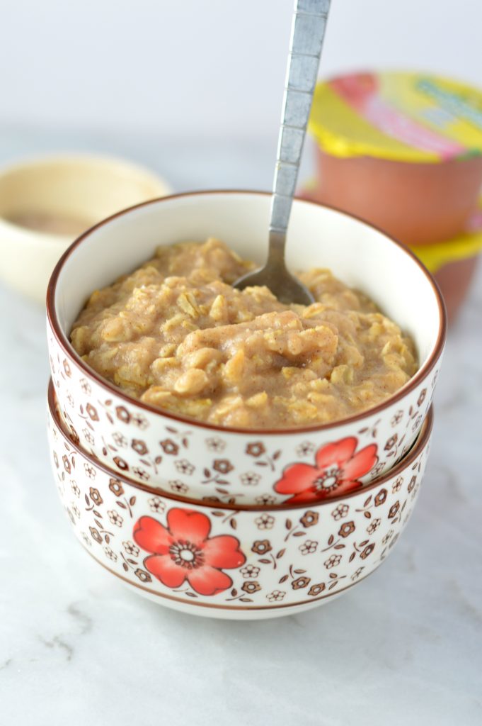 Easy Applesauce Oatmeal recipe. Perfect to use up leftover applesauce, this makes a quick and simple breakfast idea in only 4 ingredients.